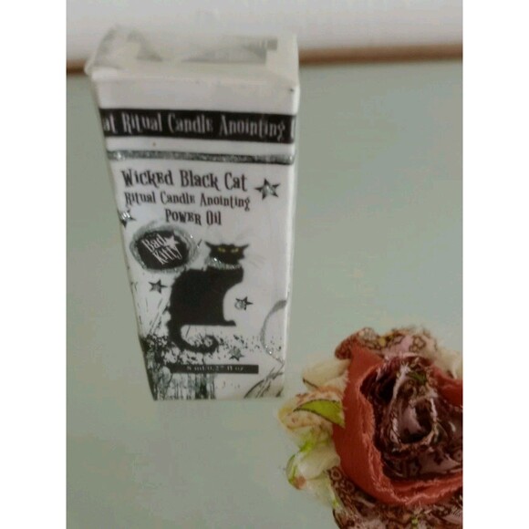 Wicked Black Cat Ritual Candle Anointing Power Oil .27 Fl. Oz. NIP - Picture 2 of 4